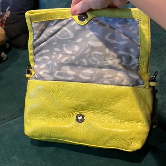 Aimee kistenberg chartuse crossbody - Picture 4 of 6